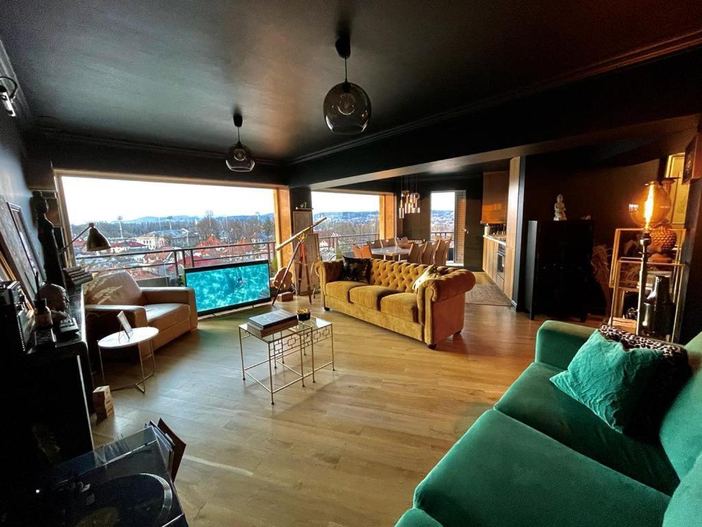 Noir Penthouse Apartman Tergovistye Kültér fotó