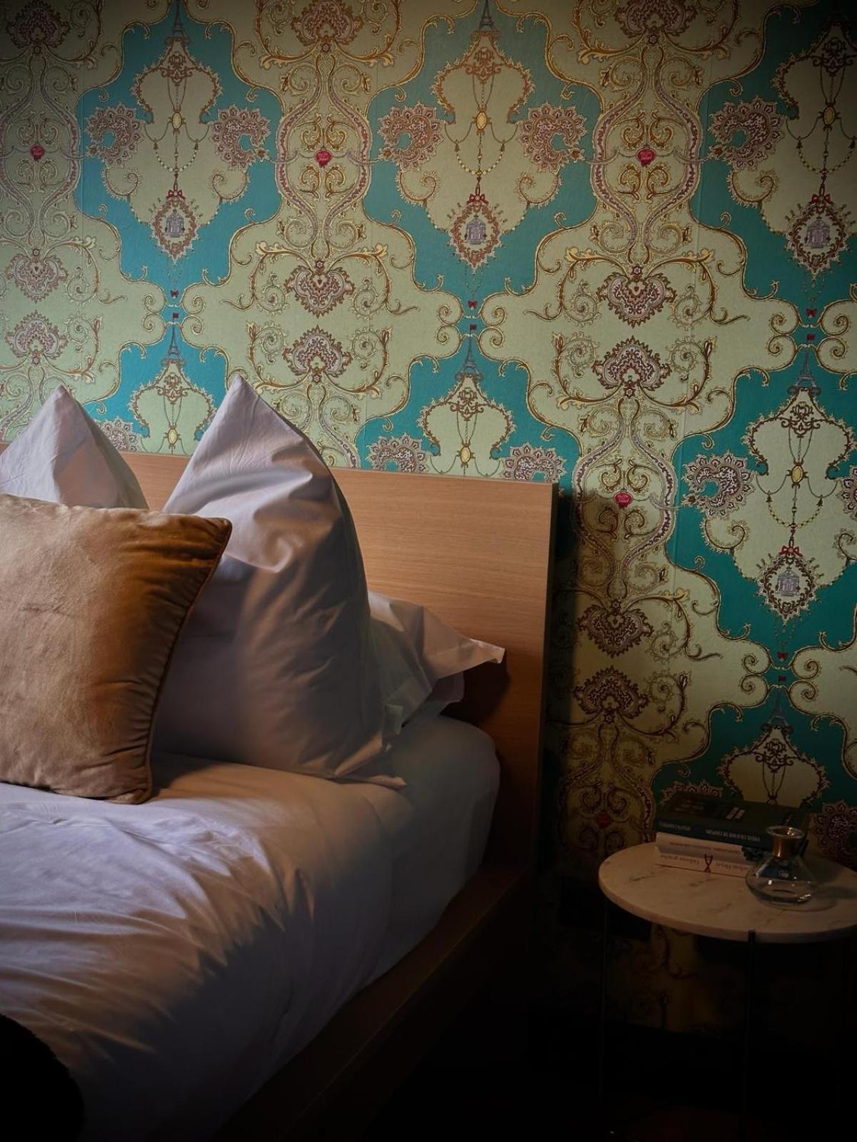 Noir Penthouse Apartman Tergovistye Kültér fotó